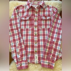 Abercrombie & Fitch Pink,White& Blue Plaid Flannel button down shirt. Size Small